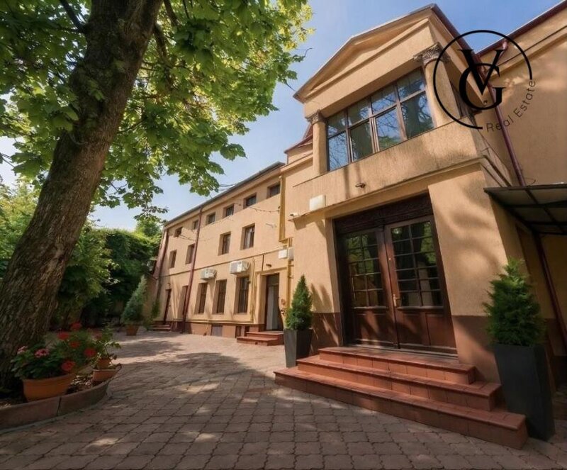 Armeneasca, cladire cu 9 unitati de cazare
